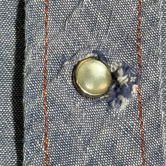 Rare Vintage 70s Western Embroidered Pearl Snap Distressed‎ Shirt - Picture 9 of 10
